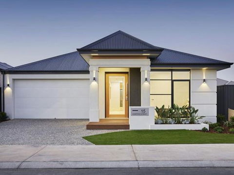 Luxury Bedrooms In A Resort Style Home - Tourism Gold Coast 1