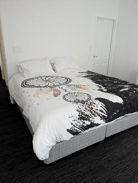 Mannum River Rentals - Tourism Gold Coast 1