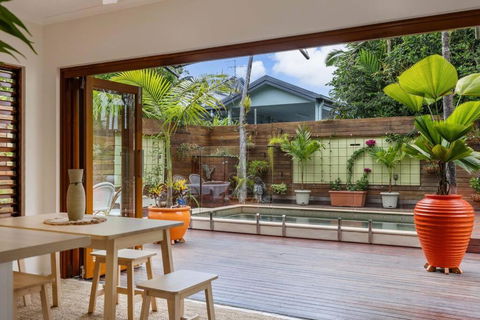 Melaleuca Villa With Private Pool - Tourism Gold Coast 0