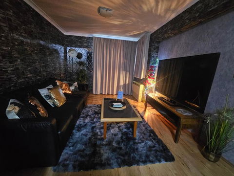 Melville Oasis - Tourism Gold Coast 2