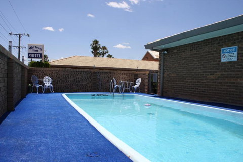 Mid Town Inn Narrabri - Gold Coast 0