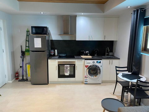 Mindarie Beachside Studio - Tourism Gold Coast 2
