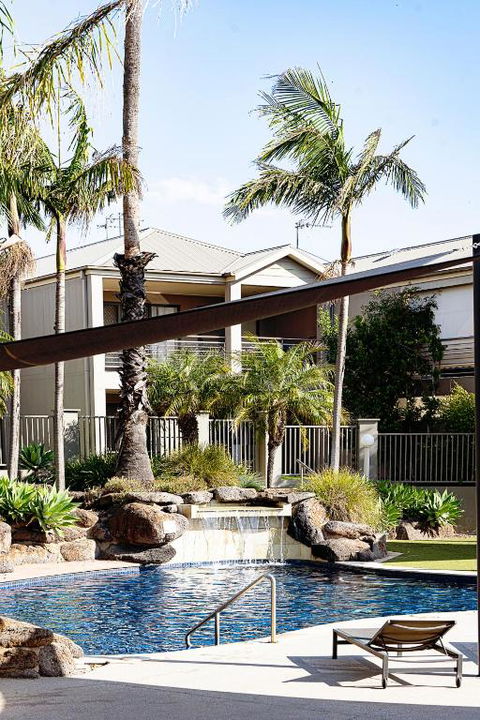 Mulwala Lakeside Apartment - Gold Coast 2