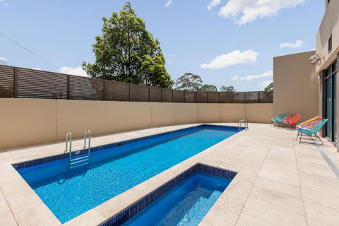 Nesuto Parramatta - Tourism Gold Coast 0