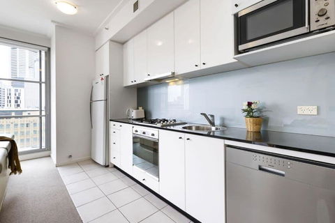 NEW! A Comfy & Stylish Apt Next To Darling Harbour - Tourism Gold Coast 3