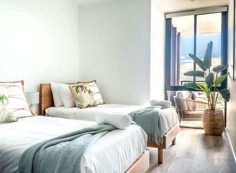 New! Coastal Elegance At Palm Beach - Tourism Gold Coast 2