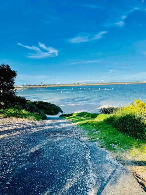 NEW Furnish, 3 Min SYD Airport, 1 Min Walk Beach - Tourism Gold Coast 2