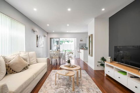 NEW Furnish, 3 Min SYD Airport, 1 Min Walk Beach - Tourism Gold Coast 3