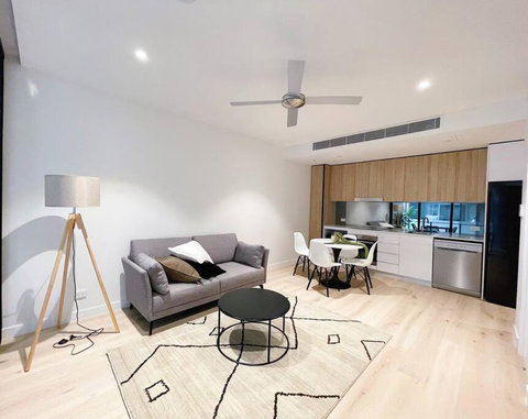 New Modern Apartment Next To Westfield Chermside - Tourism Gold Coast 0