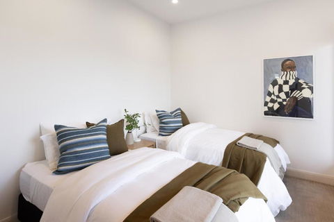 NEW Pleasant View Stays TORQUAY - Tourism Gold Coast 2