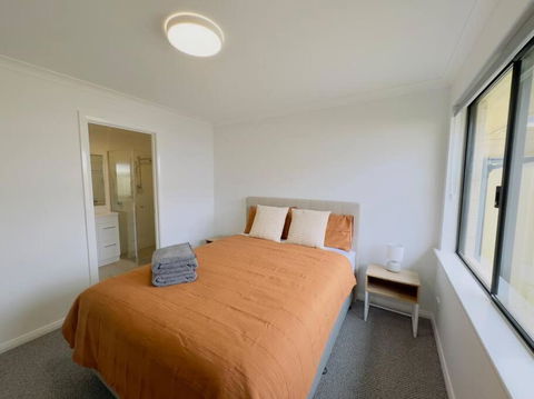 New Unit On Oswald - Tourism Gold Coast 3