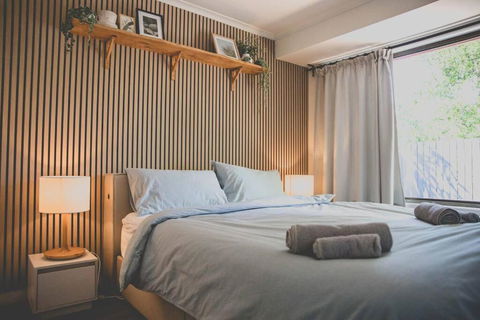 Newly Renovated Home Near Shops, M1, National Forest & Koalas! - Tourism Gold Coast 2