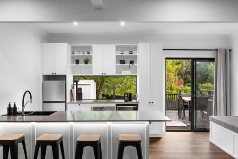 New Modern 2 Bedroom Mountain Retreat Escape - Tourism Gold Coast 1