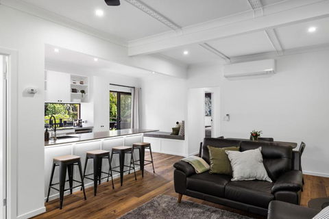 New Modern 2 Bedroom Mountain Retreat Escape - Tourism Gold Coast 3