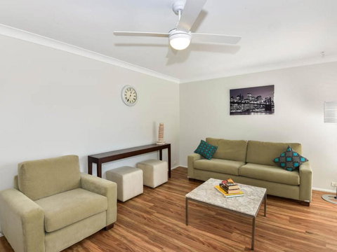 Noraville Summer House - Tourism Gold Coast 2