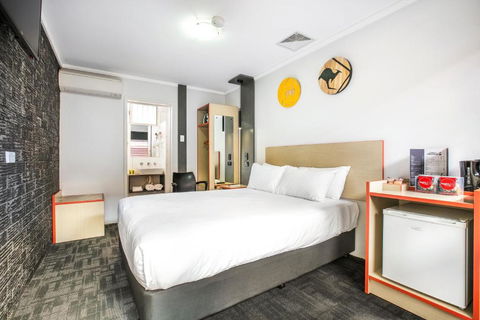 Nightcap At Jamison Hotel - Tourism Gold Coast 0
