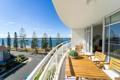 Ocean View 2BR Apartment And SPA - Tourism Gold Coast 3