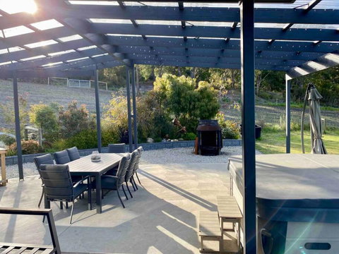 Ocean Views, Spacious & Private, Hot Hub - Tourism Gold Coast 2