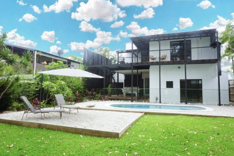 PACIFIC Stunning Coastal Home The Perfect Family Getaway - Tourism Gold Coast 1