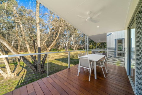 Painters Island Holiday Park - Tourism Gold Coast 1