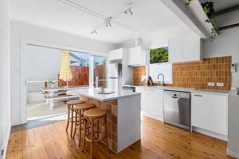 Palm Beach Villa Gold Coast - Tourism Gold Coast 1