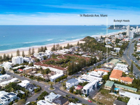 PALMA - Couples Beach Shack! - Tourism Gold Coast 2