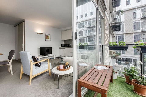 Parade Place - A Central Balcony Stay - Tourism Gold Coast 0