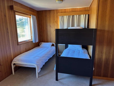 Peer Gynt Ski Lodge - Tourism Gold Coast 3