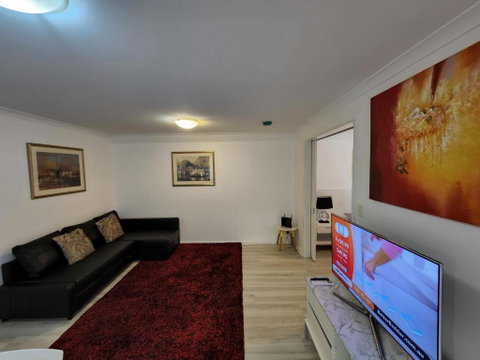 PERTH CBD APARTMENTS - Tourism Gold Coast 1
