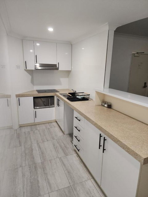 PERTH CBD APARTMENTS - Tourism Gold Coast 3