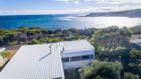 Percy Street I Private Properties - Tourism Gold Coast 0