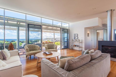 Percy Street I Private Properties - Tourism Gold Coast 1