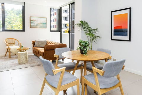 Perfect Stay Rosebery I Zetland WI-Fi Netflix Gym Pool - Tourism Gold Coast 0