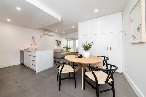 Piccolo By The Beach - Tourism Gold Coast 1