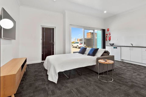 Port Lincoln Shark Apartment 5 - Tourism Gold Coast 3