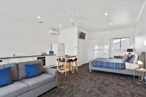 Port Lincoln Shark Apartment 6 - Tourism Gold Coast 0