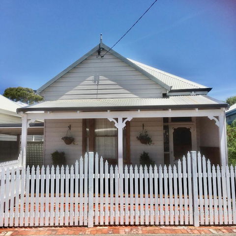 Railway Cottage - Tourism Gold Coast 3