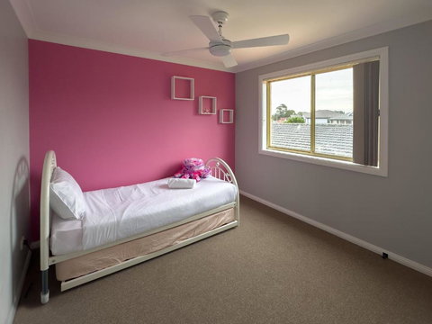 Prestons Dream Holiday 4 Bedroom - Gold Coast 1