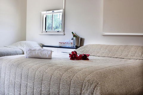 Prince Of Wales Hotel Gulgong - Tourism Gold Coast 1