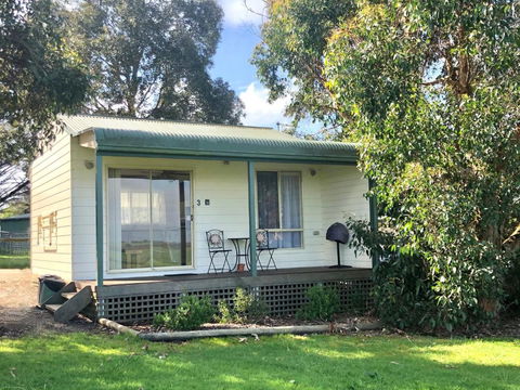 Promhills Cabins - Tourism Gold Coast 2