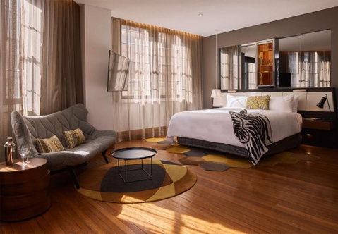 QT Sydney - Tourism Gold Coast 0