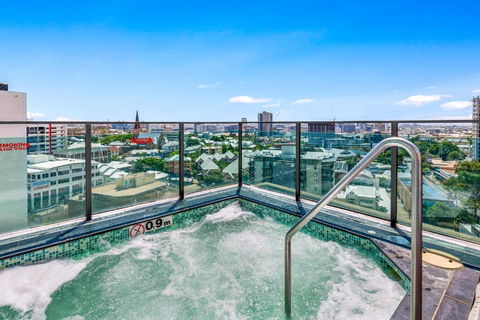 Quattro Apartments - Gold Coast 0