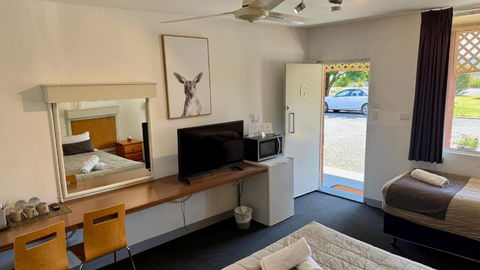 Quirindi Sunflower Motor Inn - Tourism Gold Coast 2