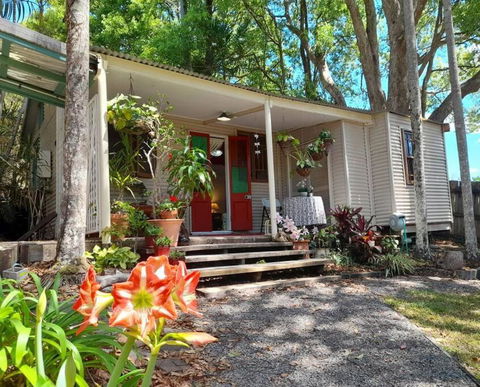Quirky Cottage In Centre Of Maleny, Walk Everywhere - Tourism Gold Coast 0