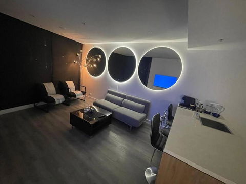Radiance Residence RnR - Tourism Gold Coast 3