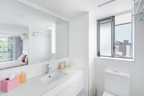 Rainbow Bay - 2BR Haven - Tourism Gold Coast 2