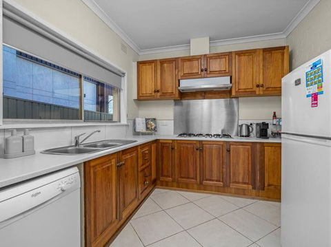 Read Place Retreat - Tourism Gold Coast 2