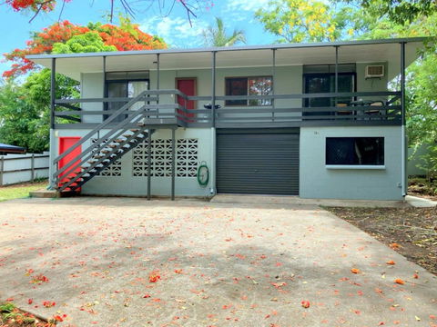 Red Door Cottage - Tourism Gold Coast 0