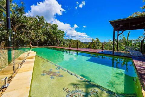 Private Access Retreat 1 Queen Bedroom W Stunning Pool And Ocean Views - Tourism Gold Coast 1