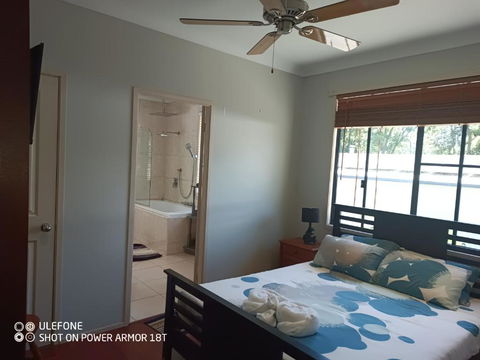 Quand0ng Valley Inn - The Hidden Waterfall Family Retreat - Tourism Gold Coast 1